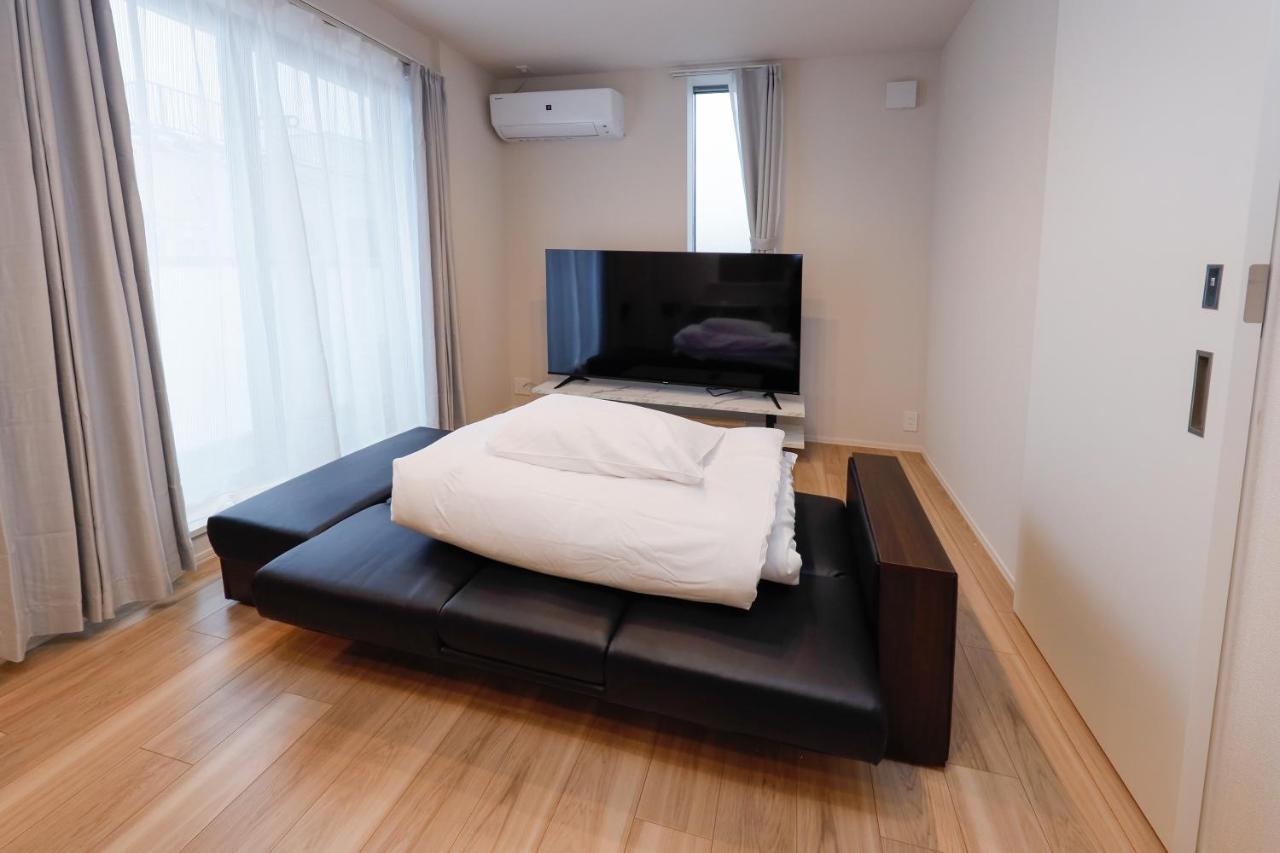 Higashi Komagata House Tokyo Exterior photo