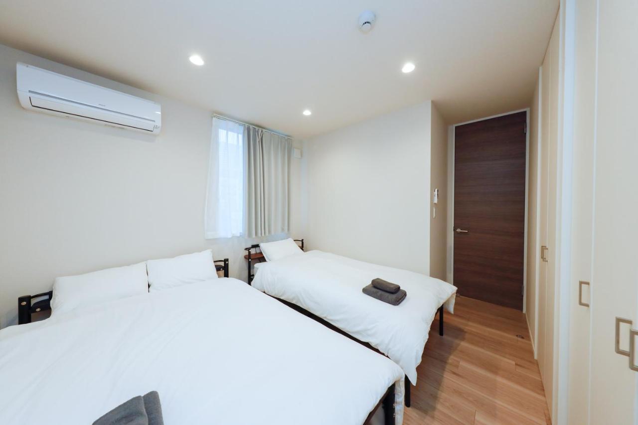 Higashi Komagata House Tokyo Exterior photo